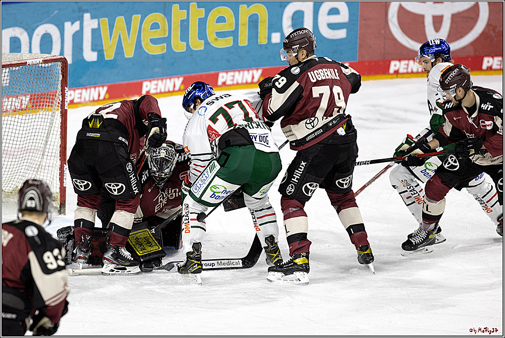 PENNY DEL;  Koelner Haie - Augsburger Panther; Koeln, 05.04.2021